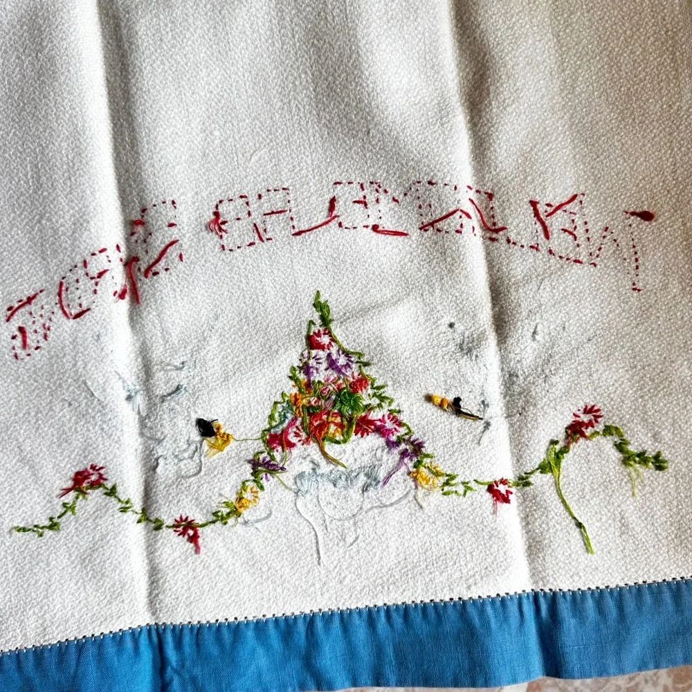 Vintage Boott Mills Embroidered Tea Towel Welcome As Spring Birds Flowers USA